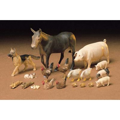 LIVESTOCK Set Kit - 1/35 SCALE - TAMIYA 35128